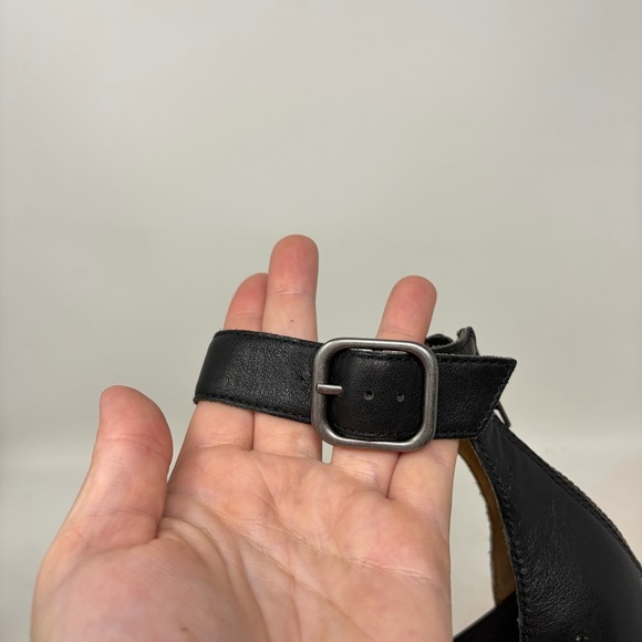 UGG Zoe II Sandal Size 6 - Picture 11 of 13